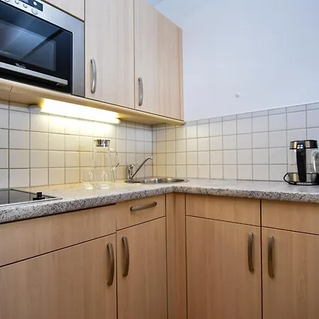 By Hotel-garni Austria * Βέστεντορφ
