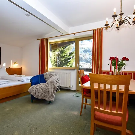 By Hotel-garni Austria Διαμέρισμα Βέστεντορφ