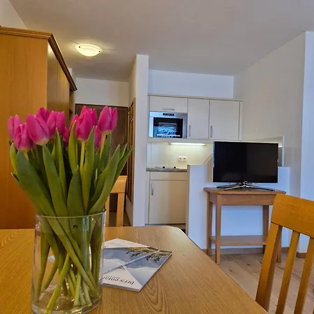 By Hotel-garni Austria
