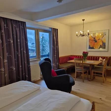 By Hotel-garni Austria